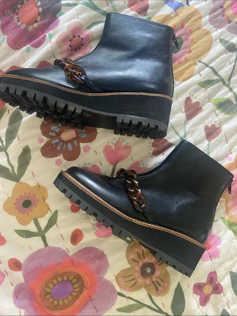 Coconuts by Matisse Black Leather Platform Ankle Boots with Tortoiseshell Chain